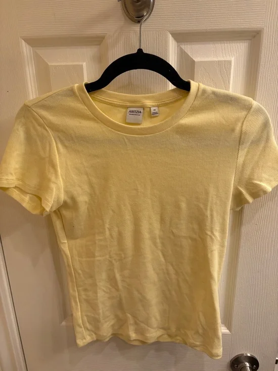Aritzia Homestretch Rib Tune T-Shirt in Pale Yellow - Picture 1 of 3